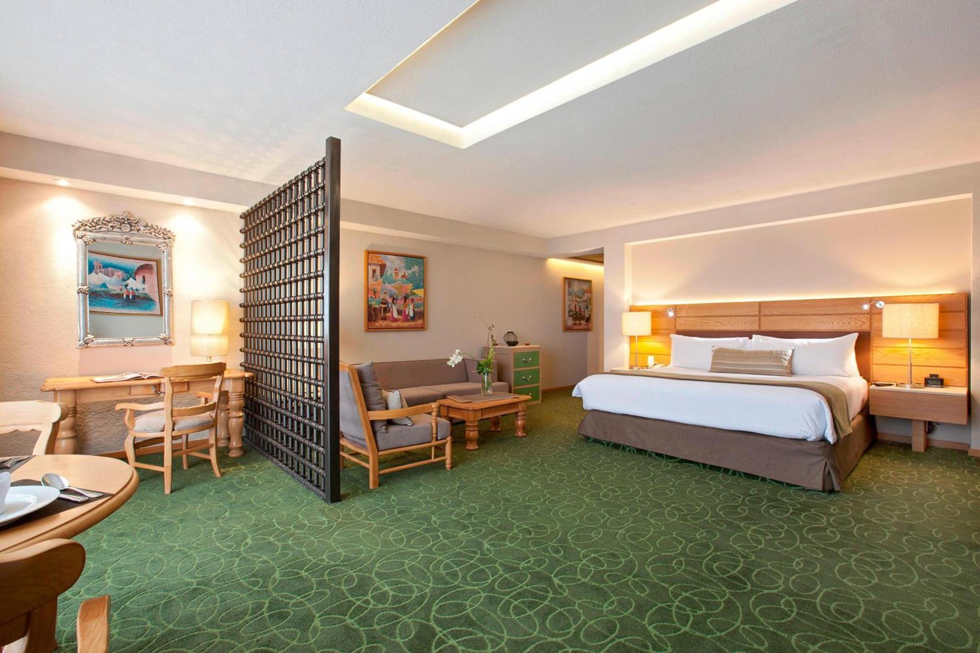 Marriott Tuxtla Gutierrez Hotel Εξωτερικό φωτογραφία A room at the hotel