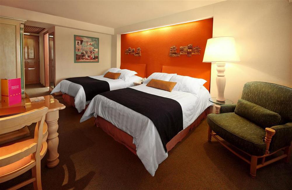 Marriott Tuxtla Gutierrez Hotel Δωμάτιο φωτογραφία A room at the Hotel del Angel